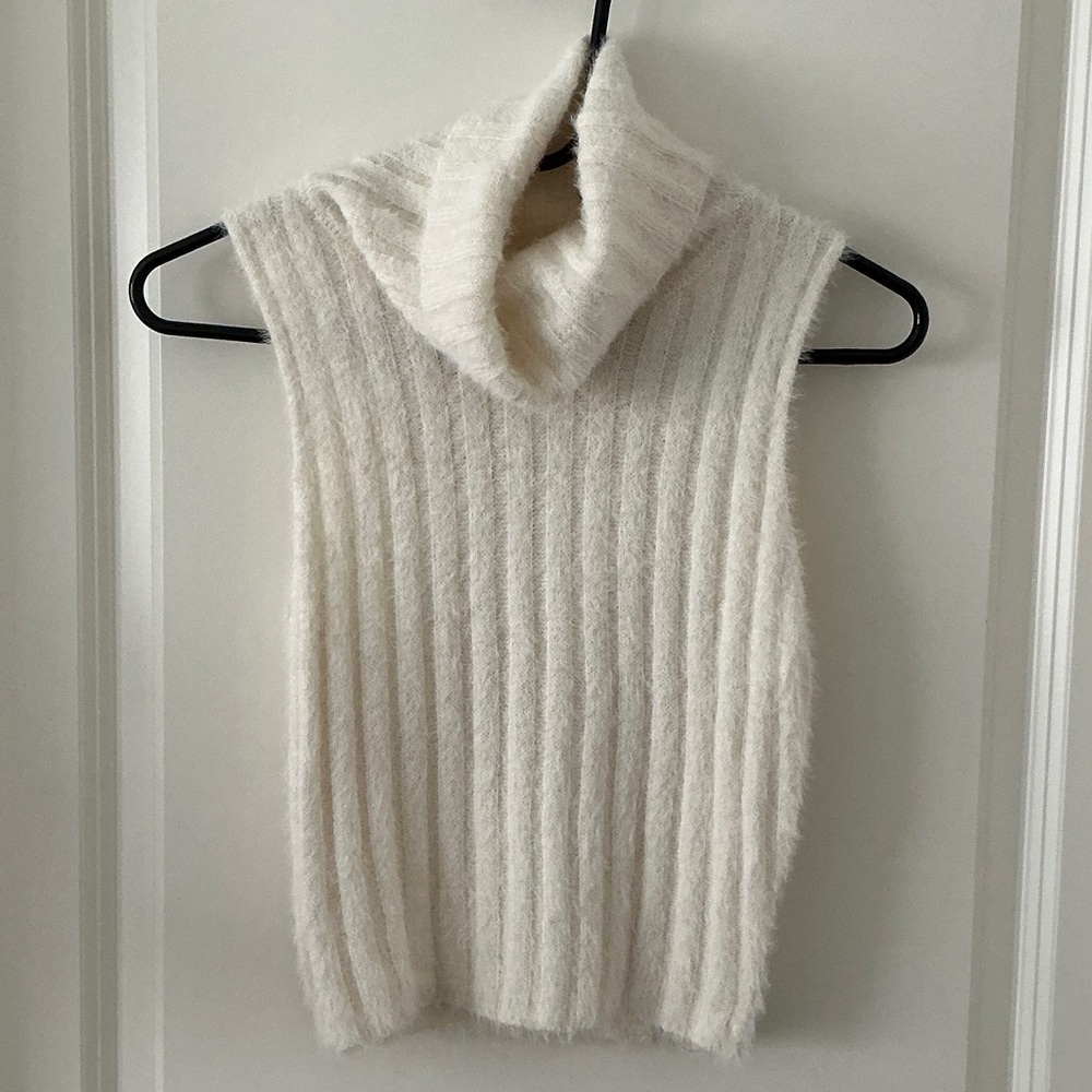 Papermoon Women’s Fuzzy Ribbed Sleeveless Turtleneck Sweater